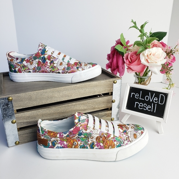 Blowfish Shoes - NWOT Blowfish Floral Sneakers